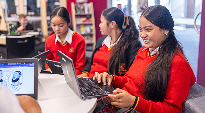 BYOD Program at St Clare’s Catholic High School Hassall Grove