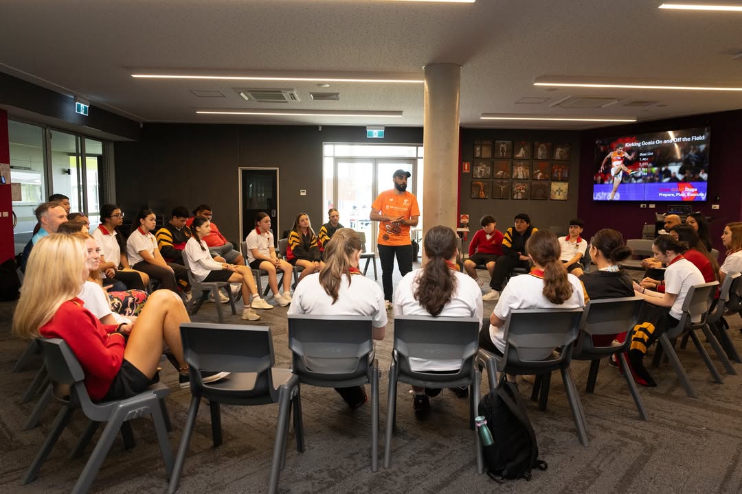 558480309647743_1270105071818593-1